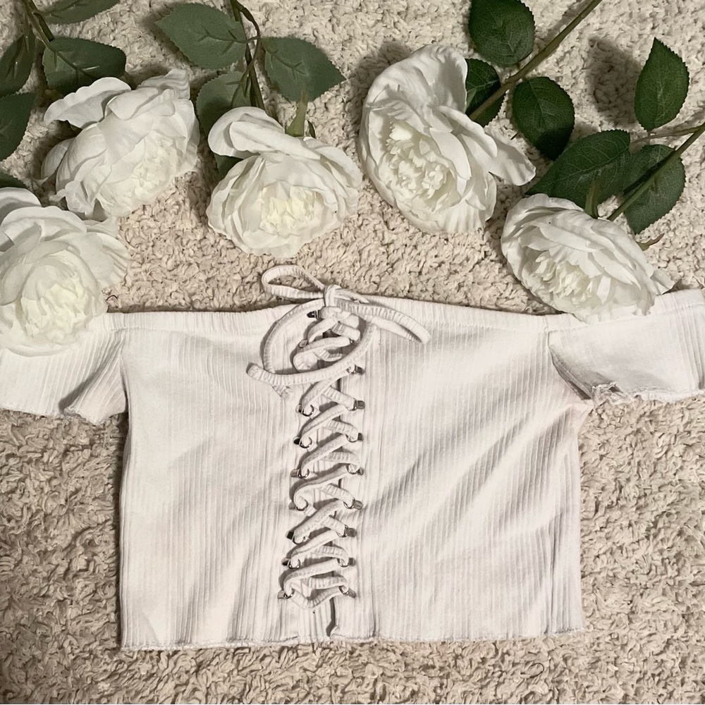 Crop top, color white, forever 21, size M